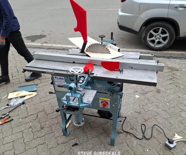8-in-1 Combined Woodworking Machine. - main view
