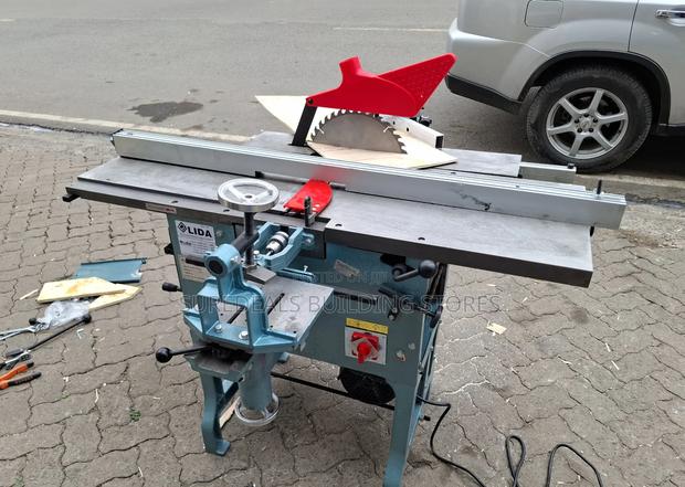 8-in-1 Combined Woodworking Machine. - thumbnail 3