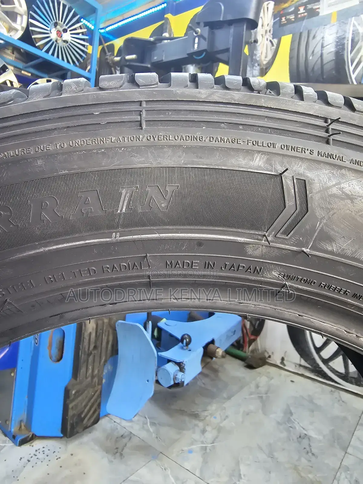 265/55r19 Dunlop Grandtrek Tire