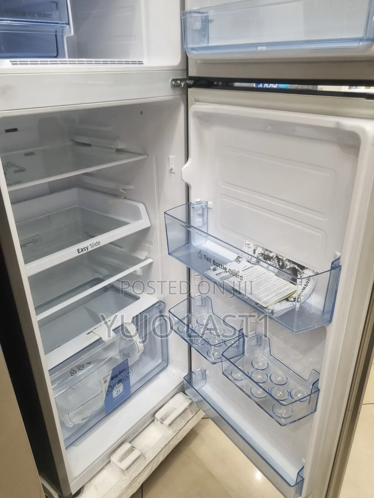 Samsung 233ltrs Top Freezer Refrigerator Rt28k3082s8/Ut