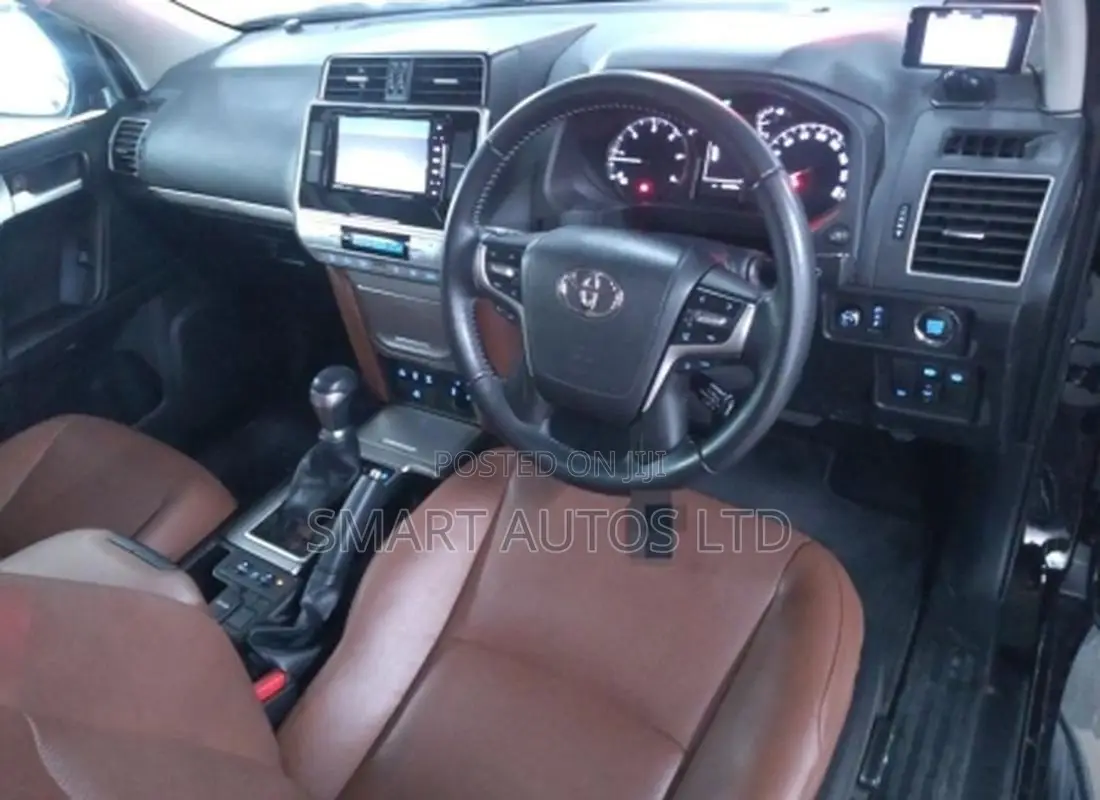 Toyota Land Cruiser Prado 2.8 2021 Black