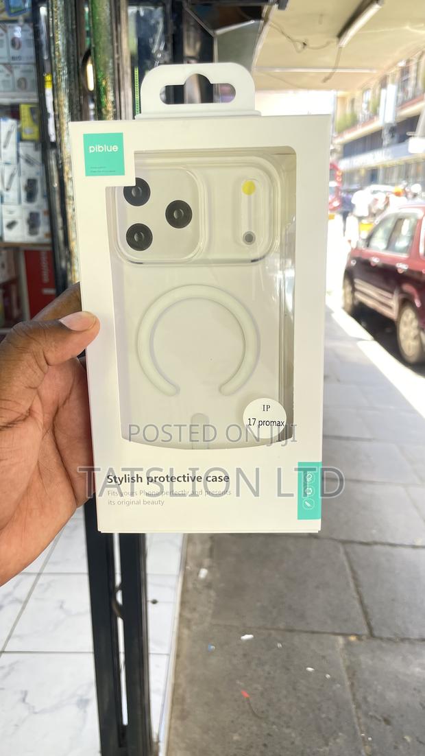 iPhone 17 Pro Max Xundd Airbag Magnetic Case Cover - main view