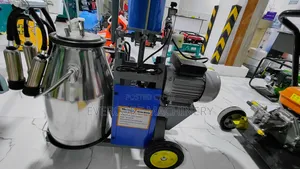 Single Cow/Bucket Milking Machine Electric With Stainless Steel Bucket