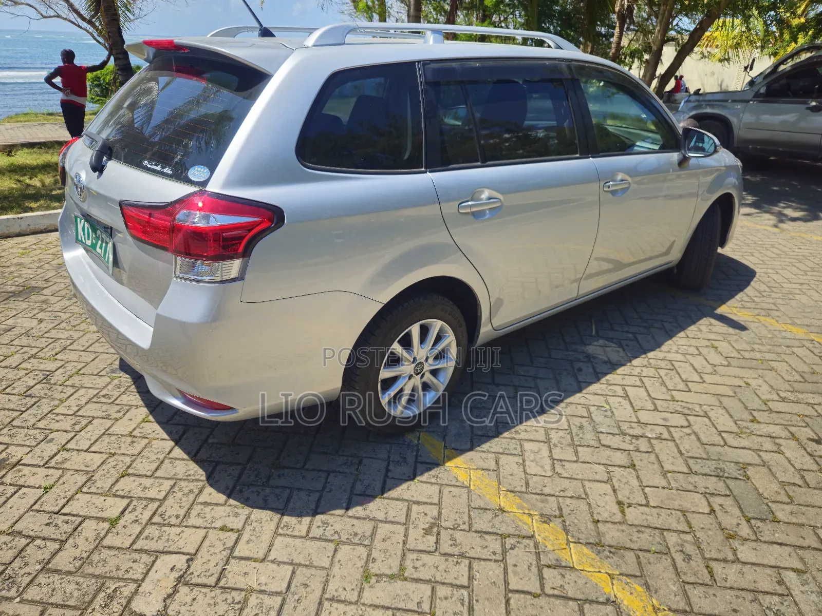 Toyota Corolla Fielder 2020 Silver