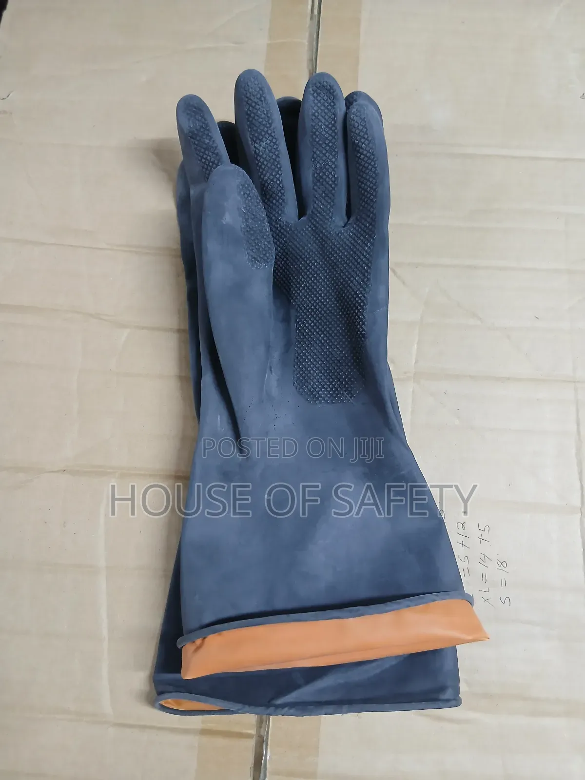 Chemical Resistant Dotted Safety Gloves