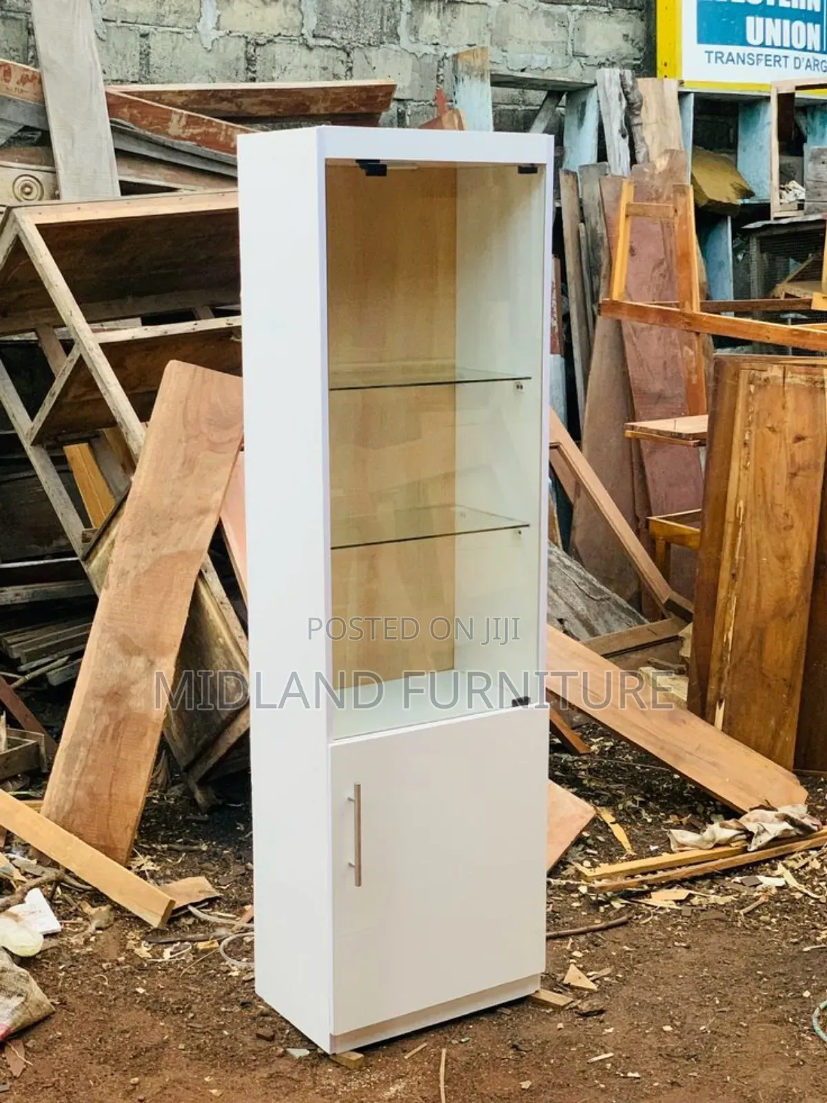 Display Cupboard With Light