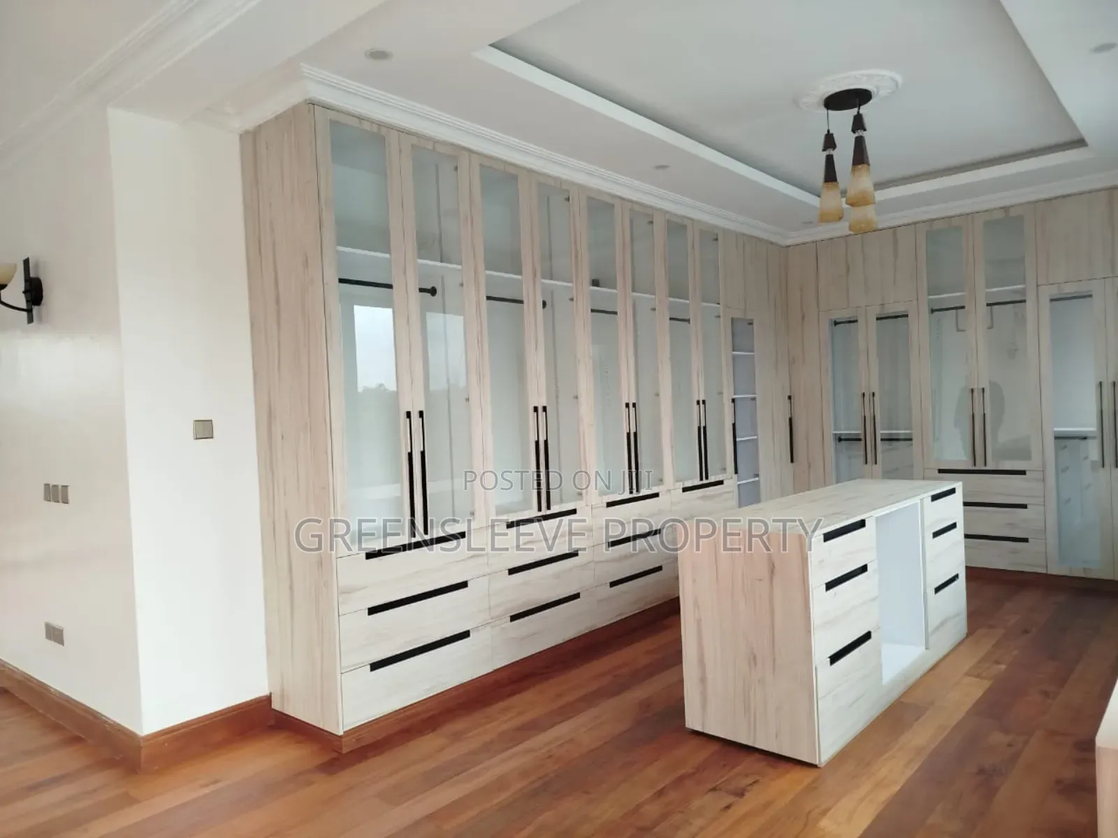 7bdrm Villa in Karen for rent