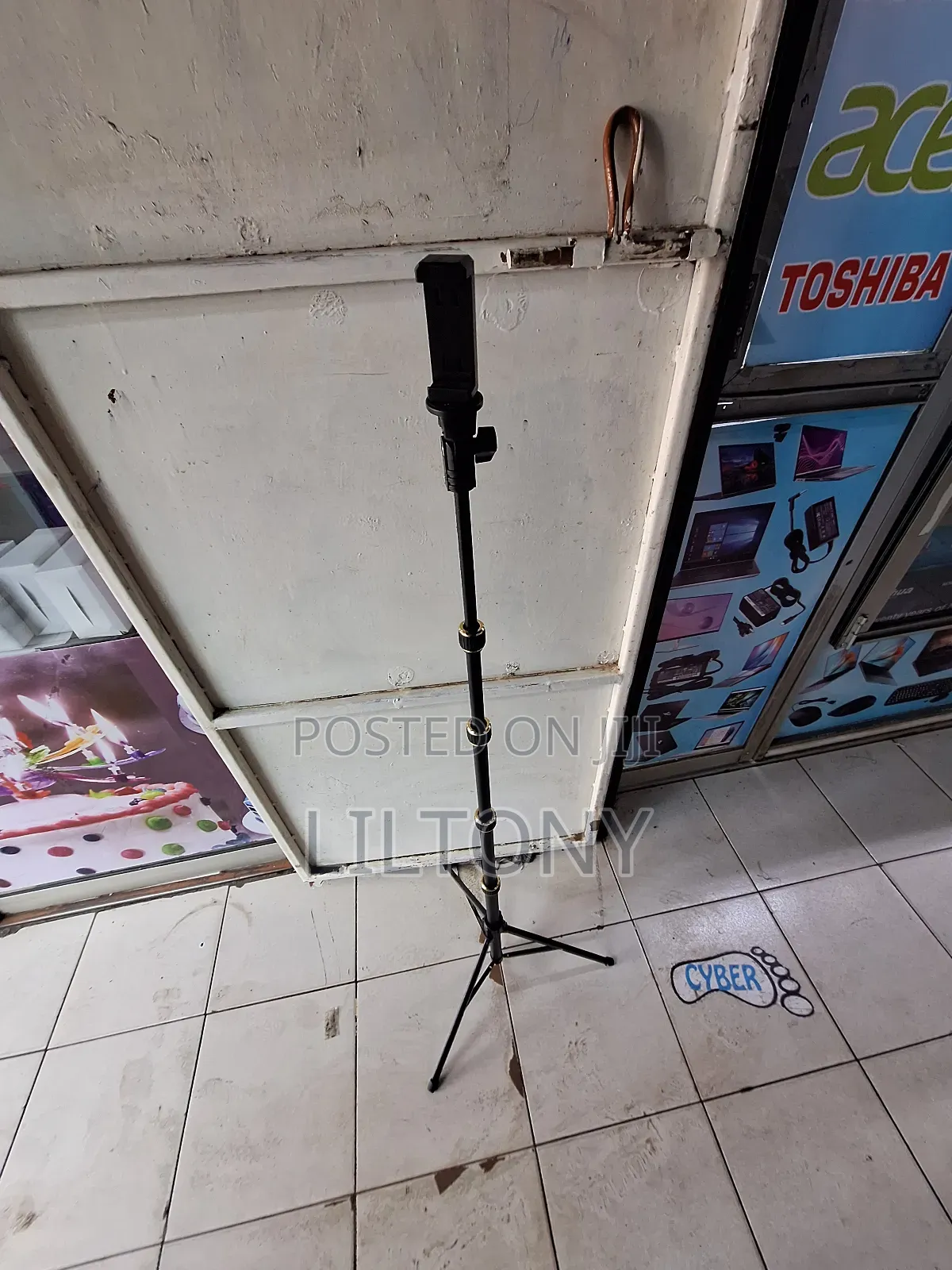 2mtr Tripod With Pulling Bracket