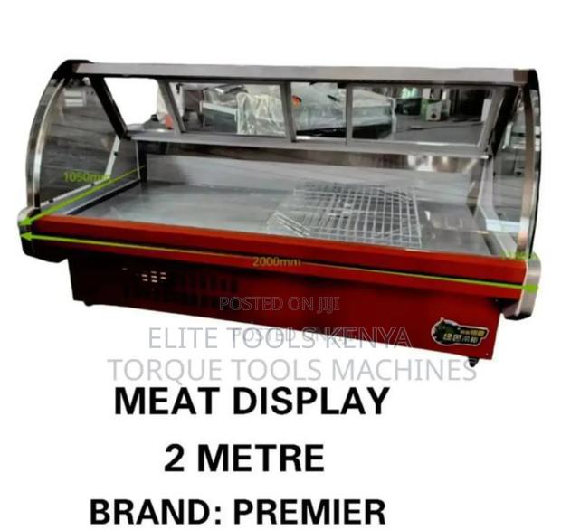2metres Meat Display - main view