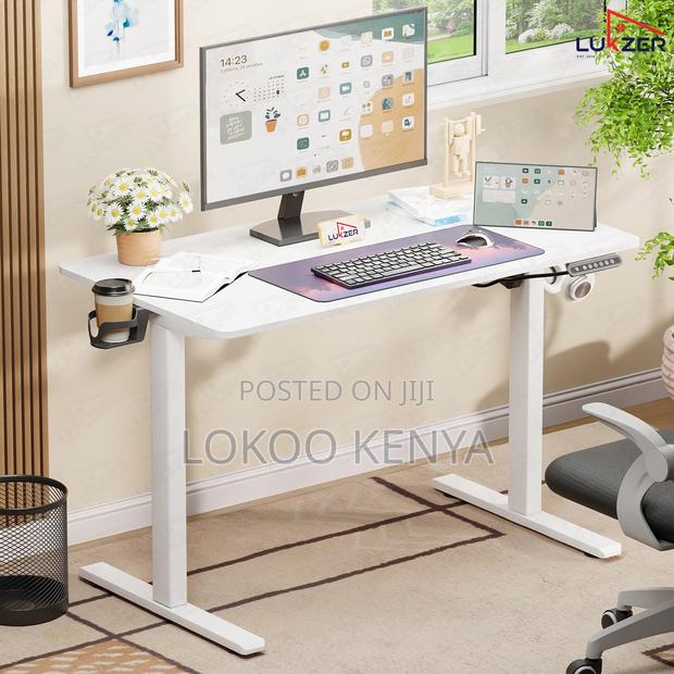 Standing Desk: Motorized Adjustable Standing Workstation