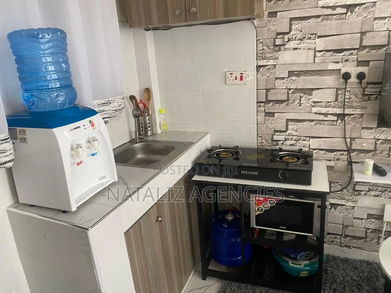Cozy Studio Airbnb in Utawala Shooters