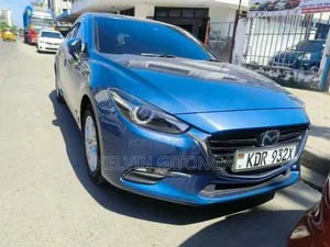Mazda Axela 2018 Blue