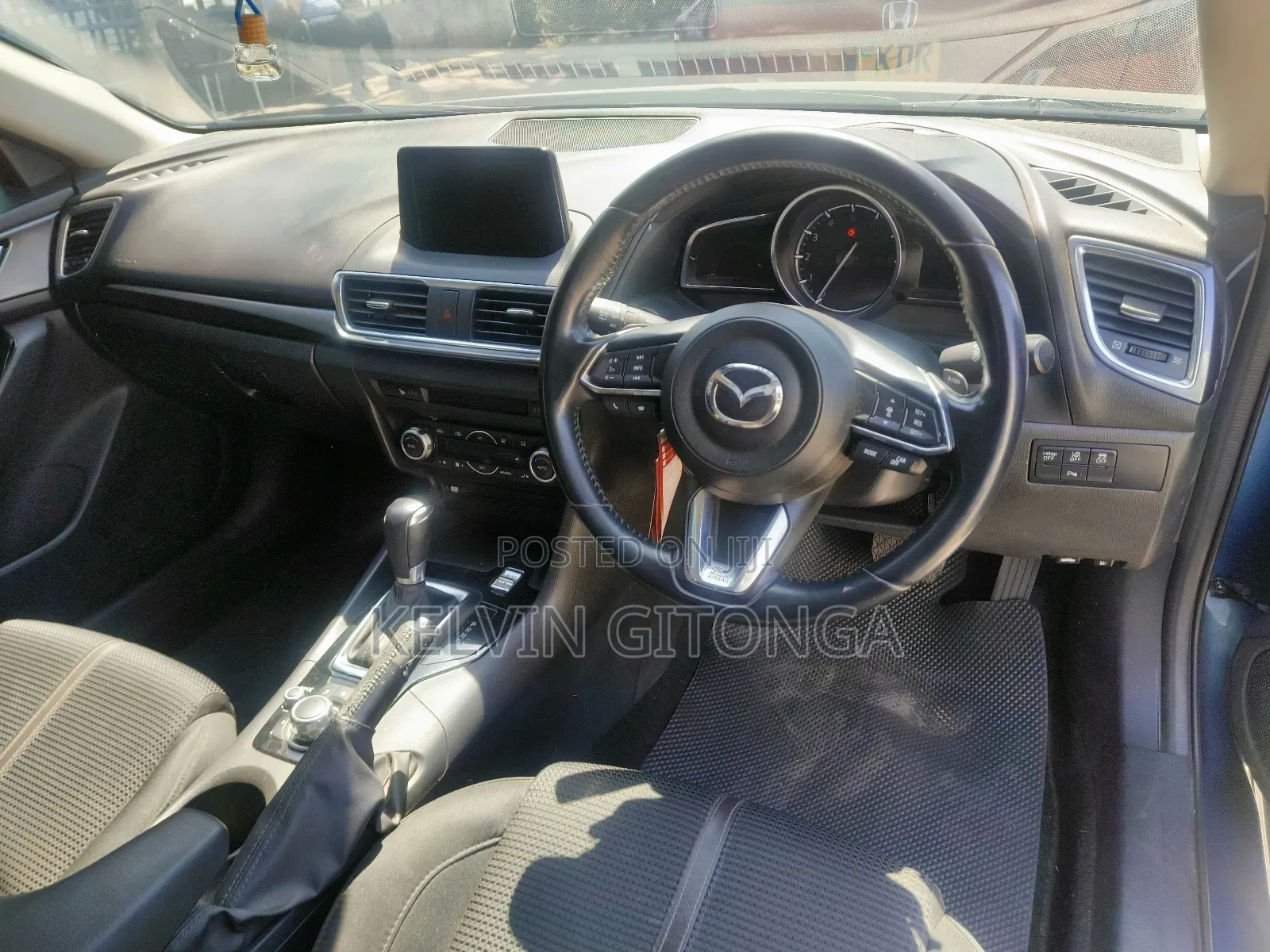 Mazda Axela 2018 Blue