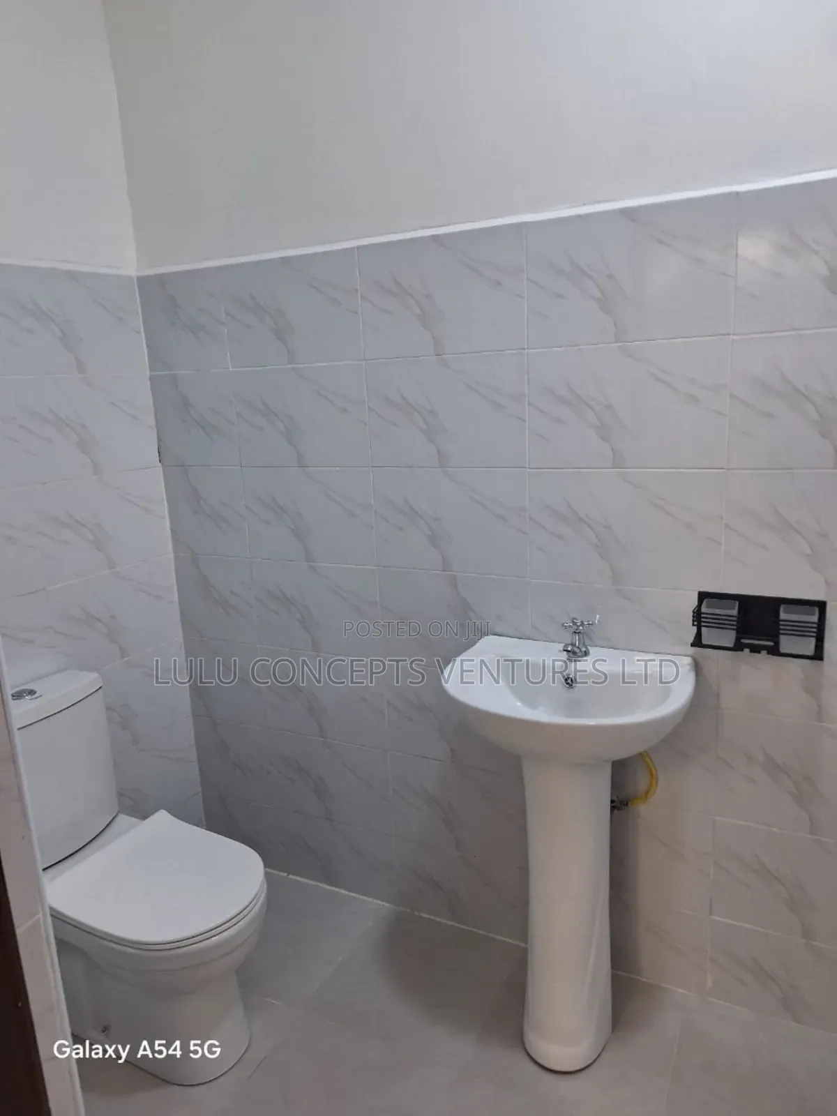 3bdrm Bungalow in Kimbo for sale