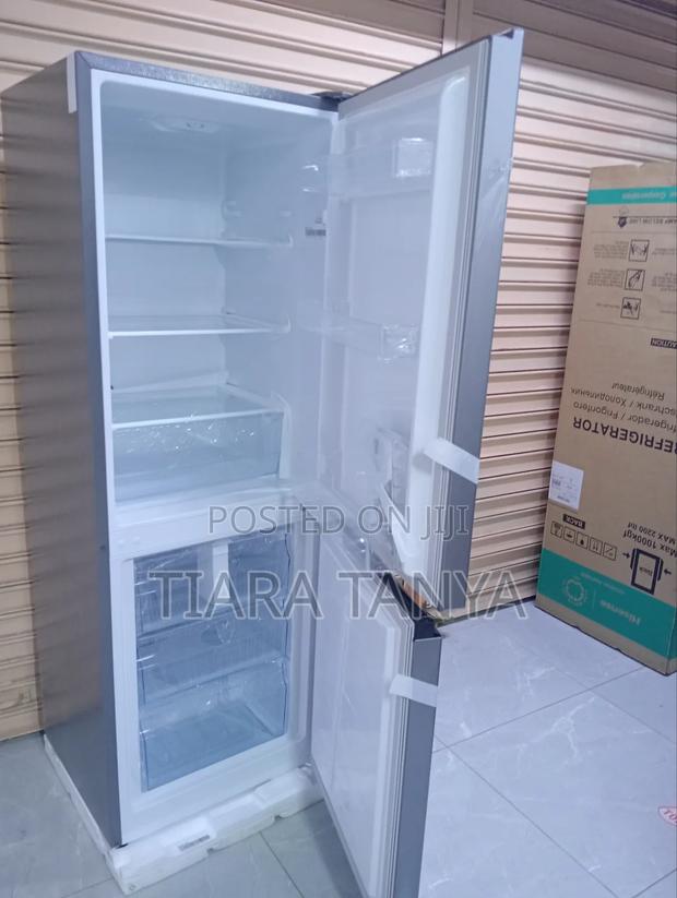 Hisense Ref 226dr Bottom Freezer Fridge - thumbnail 3