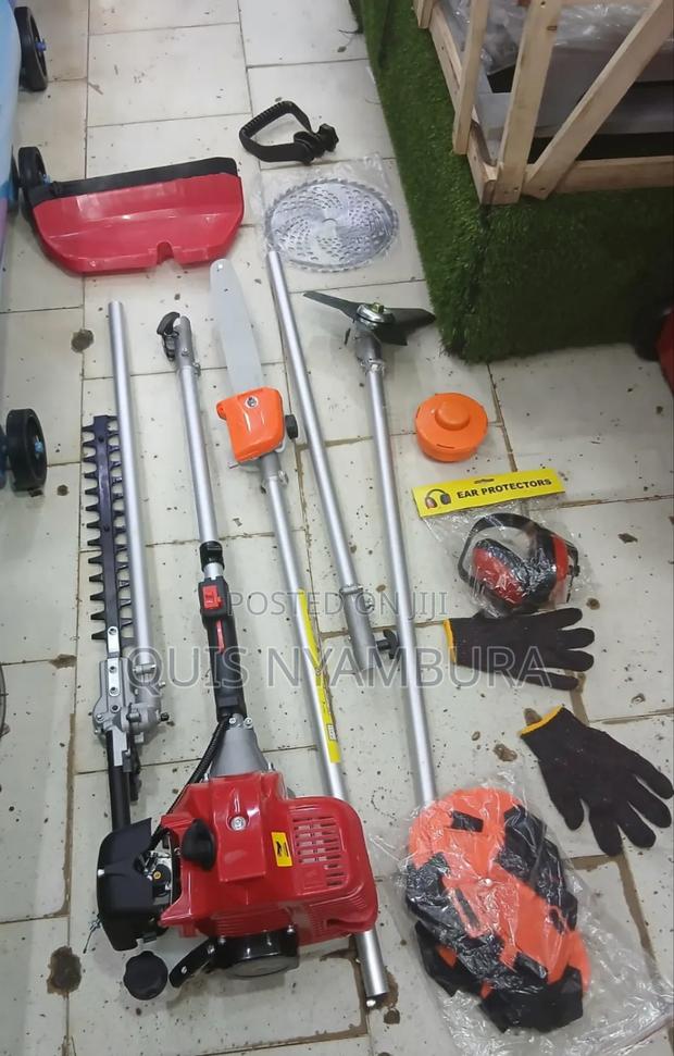 4 Stroke Multifunctional Brush Cutter With Hedge Trimmer and Chainsaw