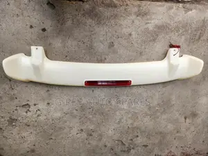 Suzuki Swift Boot Spoiler.