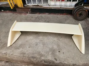 Mitsubishi Lancer/ Galant Spoiler.