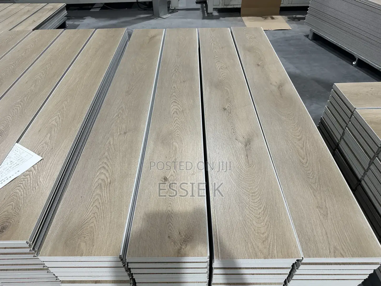 Fireproof SPC Plank Flooring