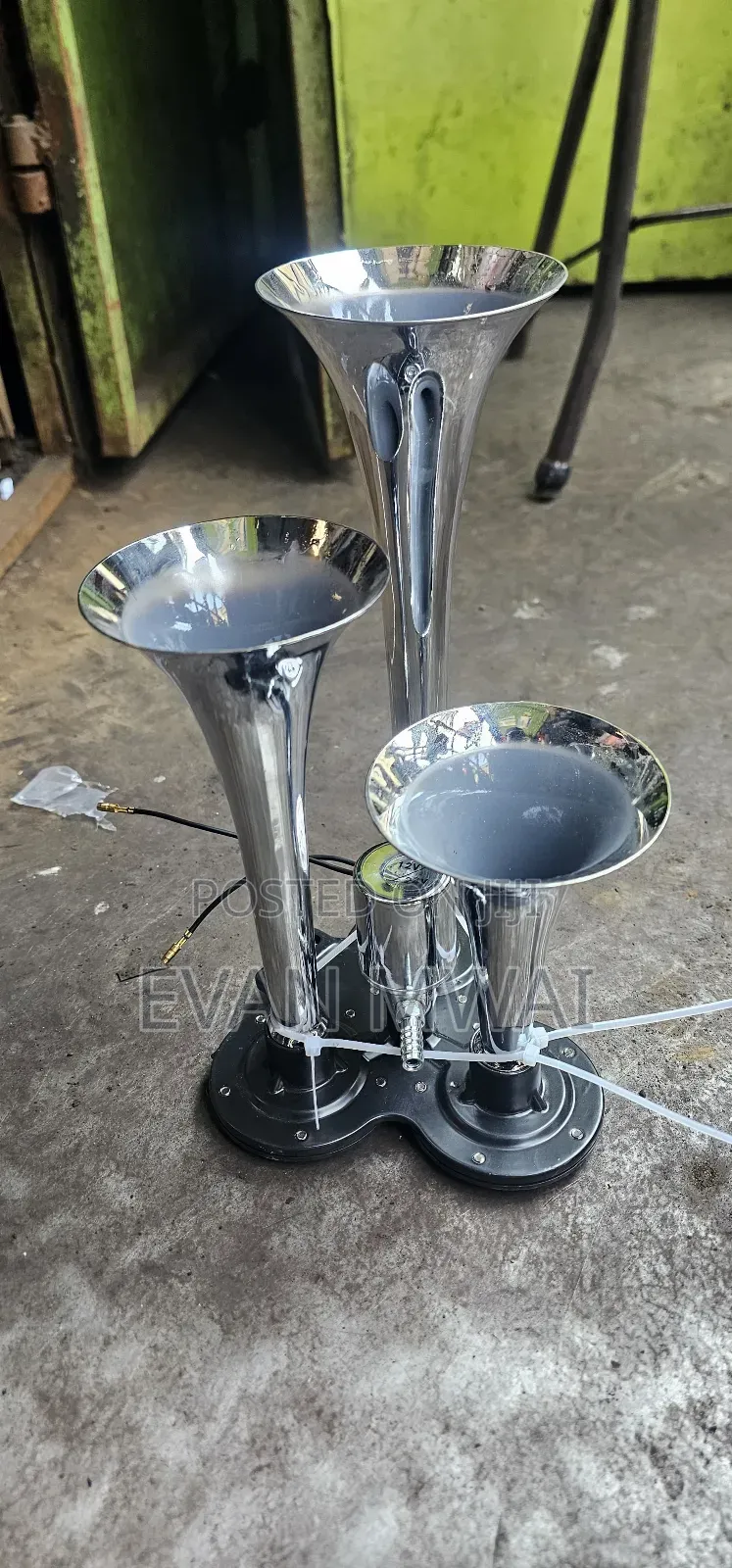 Universal Horn Paralela
