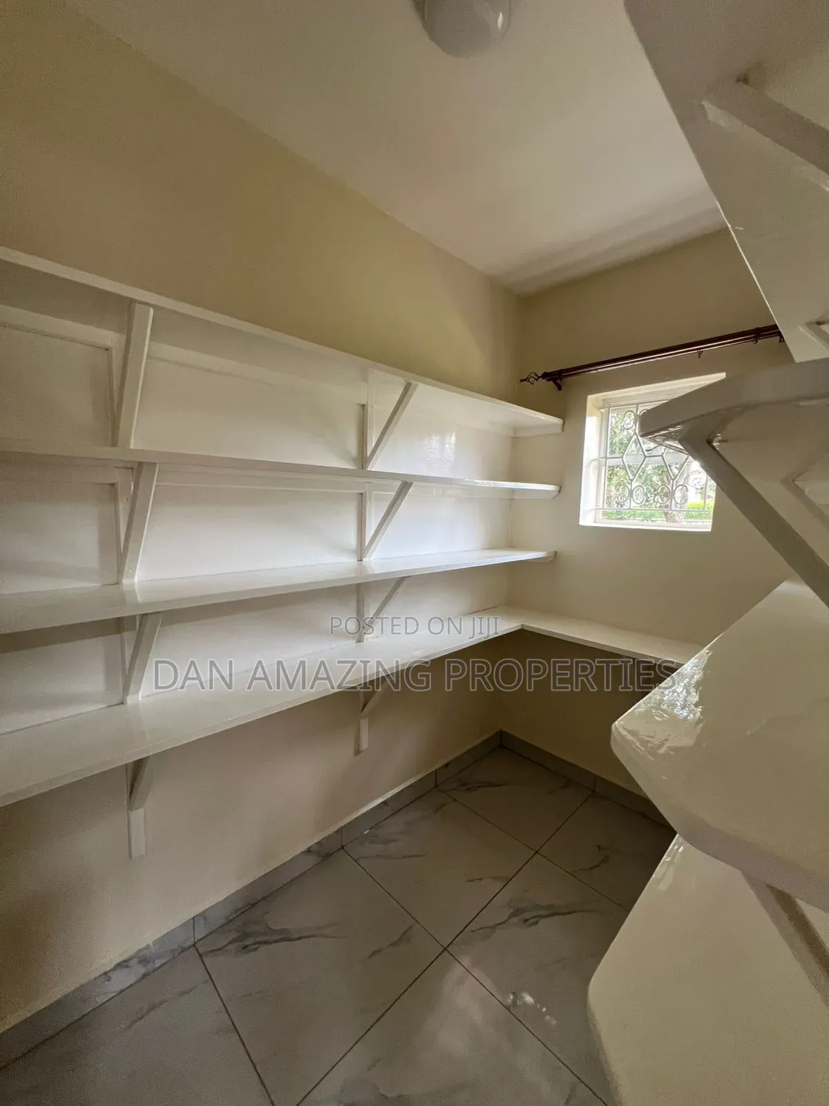 6bdrm Maisonette in Loresho On 1/2 Acre for rent