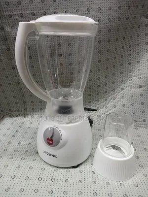 1.5l Blender: 4 Speeds, Non-Slip Feet, Plus Coffee Mill Attachment