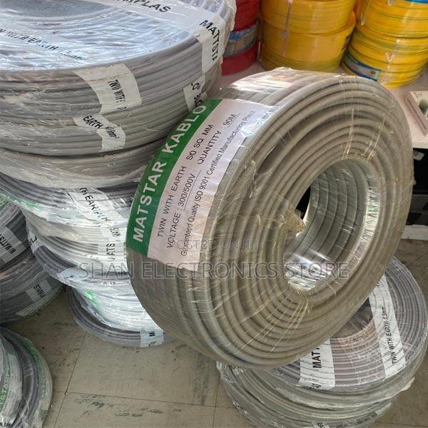 90m Electrical Cable Roll Long Lasting 1.5mm2 Twin and Earth 90m