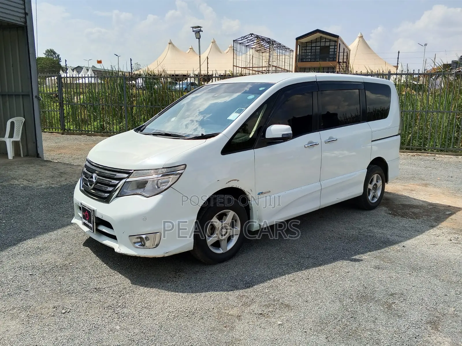 Nissan Serena 2014 White