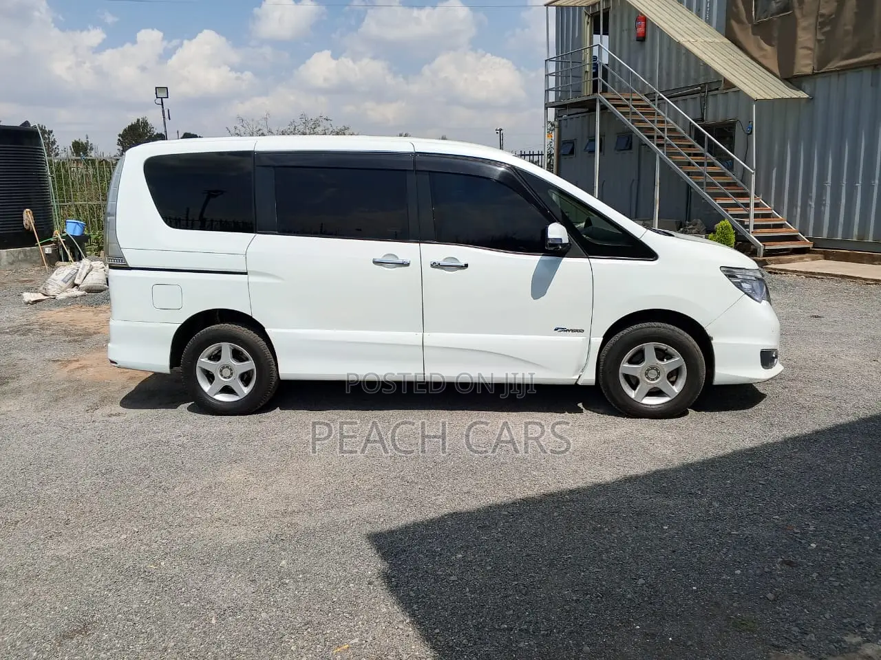 Nissan Serena 2014 White