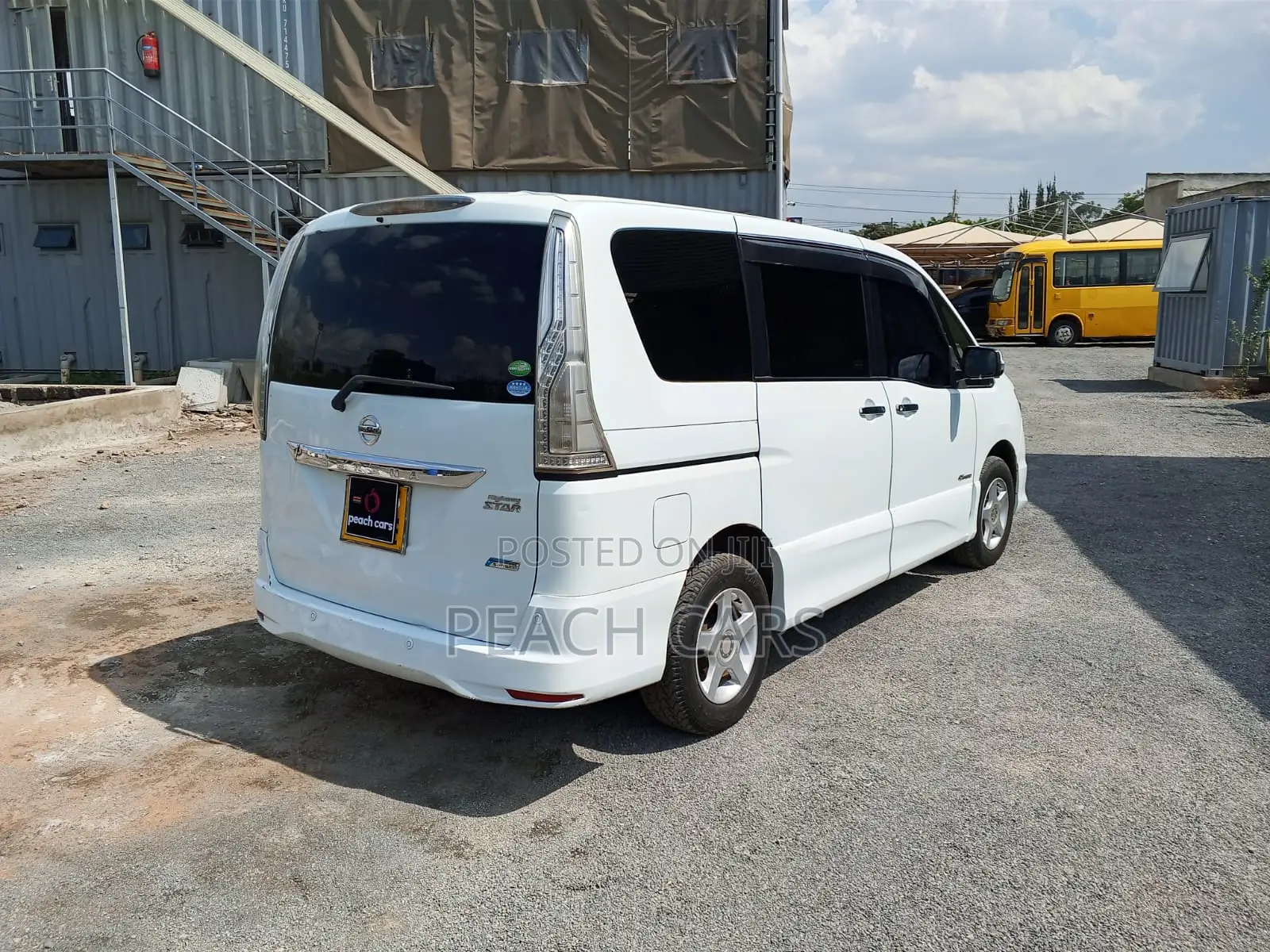 Nissan Serena 2014 White