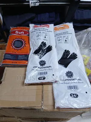 Durable And Comfortable Chemical Handling Gloves
