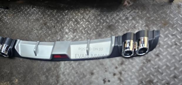 Rear Body Kit Bumper Diffuser (Top Quality) - thumbnail 3