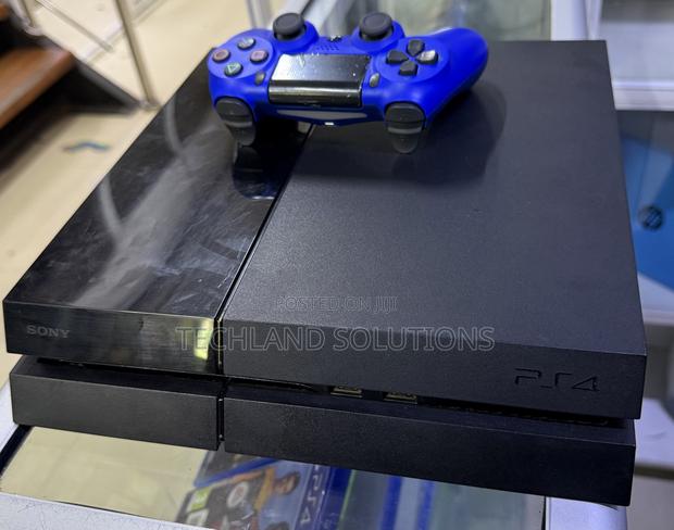 Previously Used Playstation 4 Standard - thumbnail 3