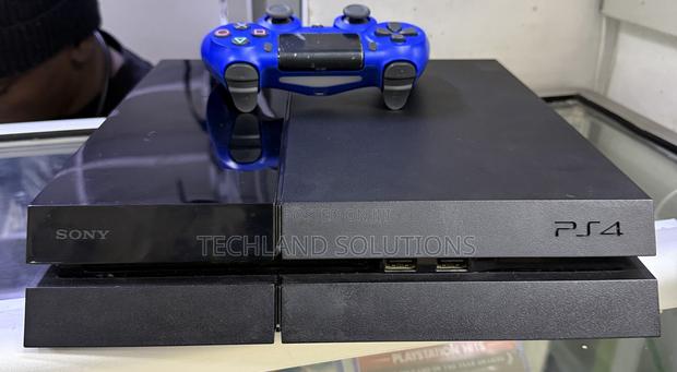 Previously Used Playstation 4 Standard - thumbnail 5
