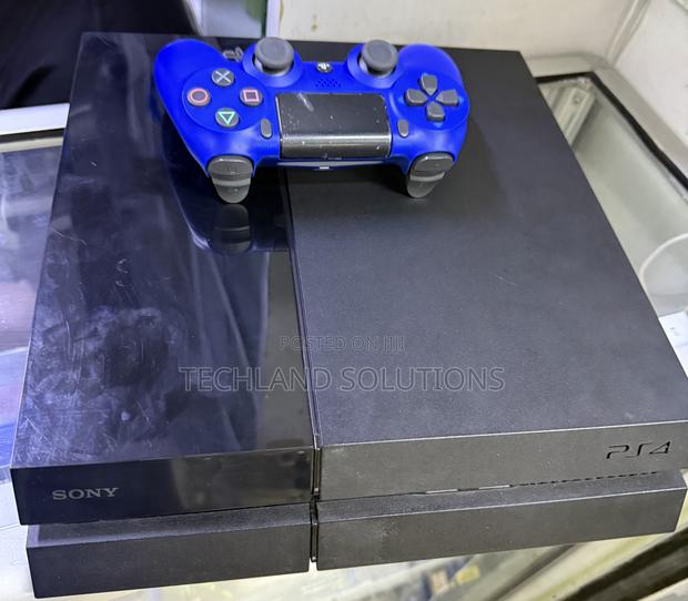 Previously Used Playstation 4 Standard - thumbnail 6