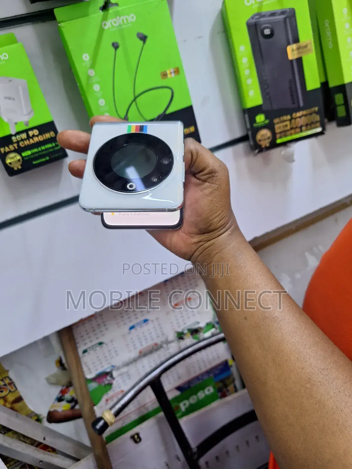 New Tecno Phantom V Flip 5G 256 GB White