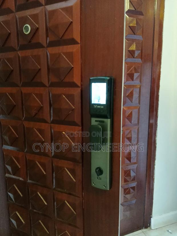 F010 Smart Biometric Lock With Face Id - main view