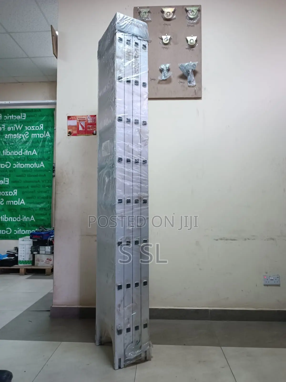 Multi Purpose 4x8 Foldable Aluminium Ladder - Kenya