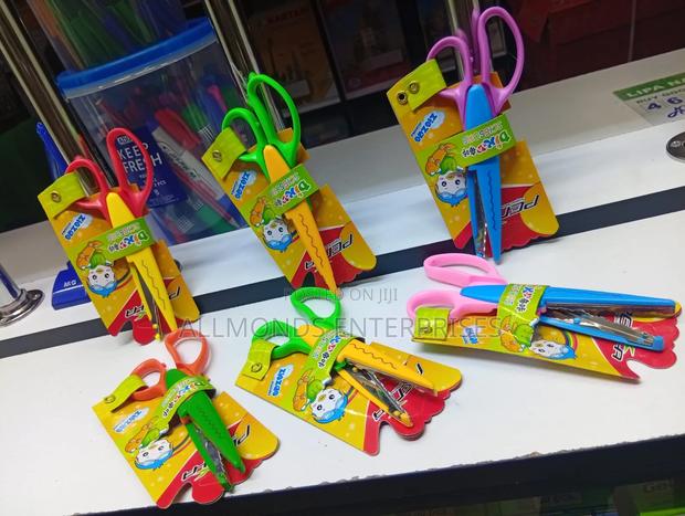 Kids Pattern Scissors - thumbnail 3