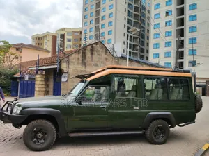 Nissan Hardbody 2016 Green