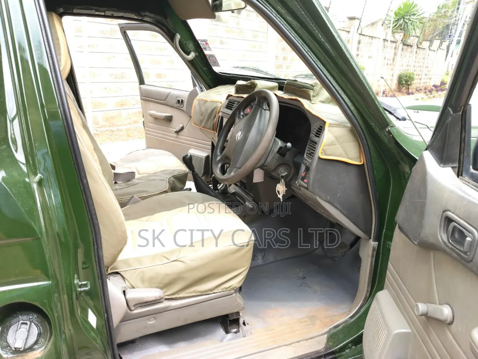 Nissan Hardbody 2016 Green