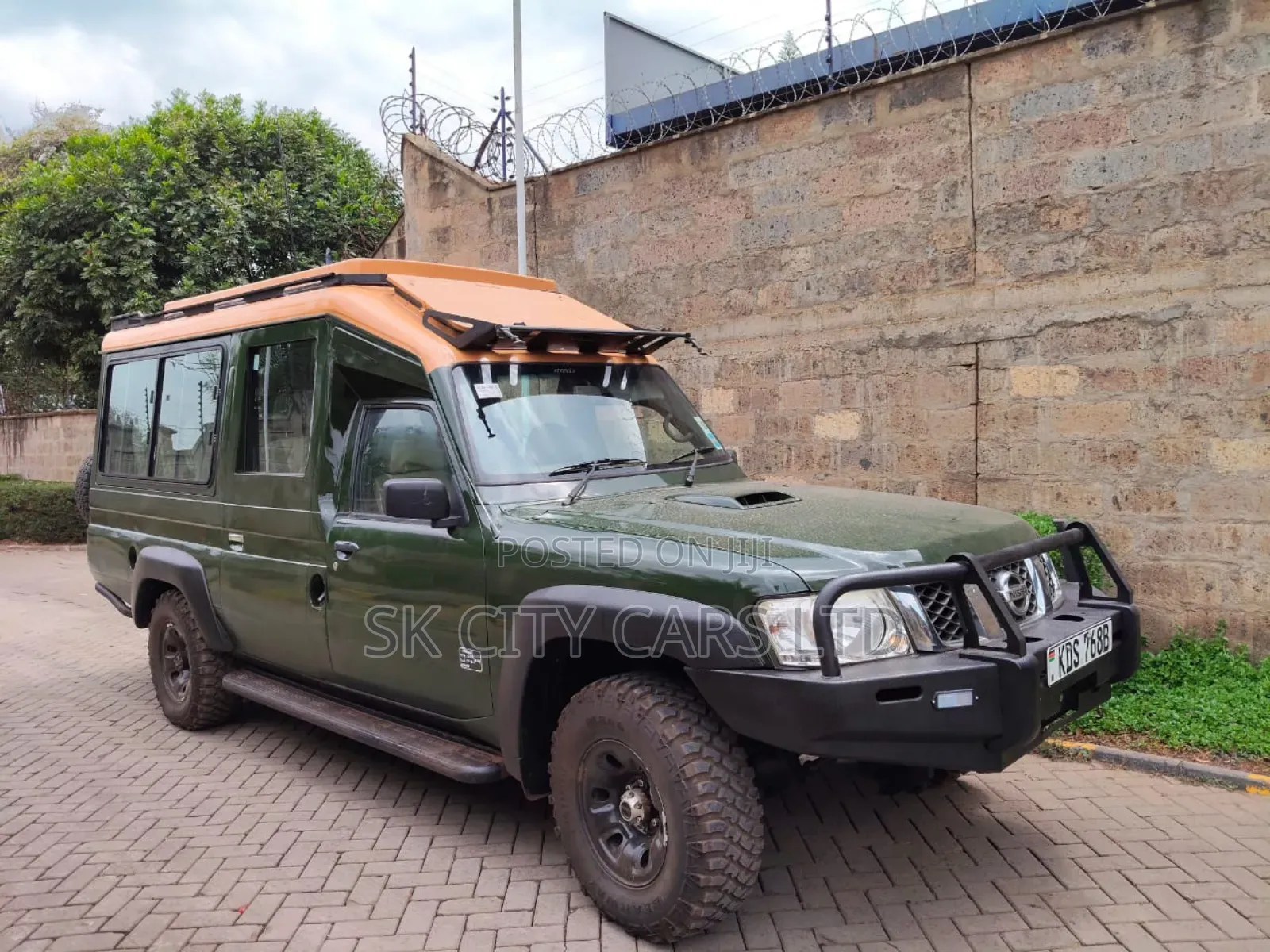 Nissan Hardbody 2016 Green