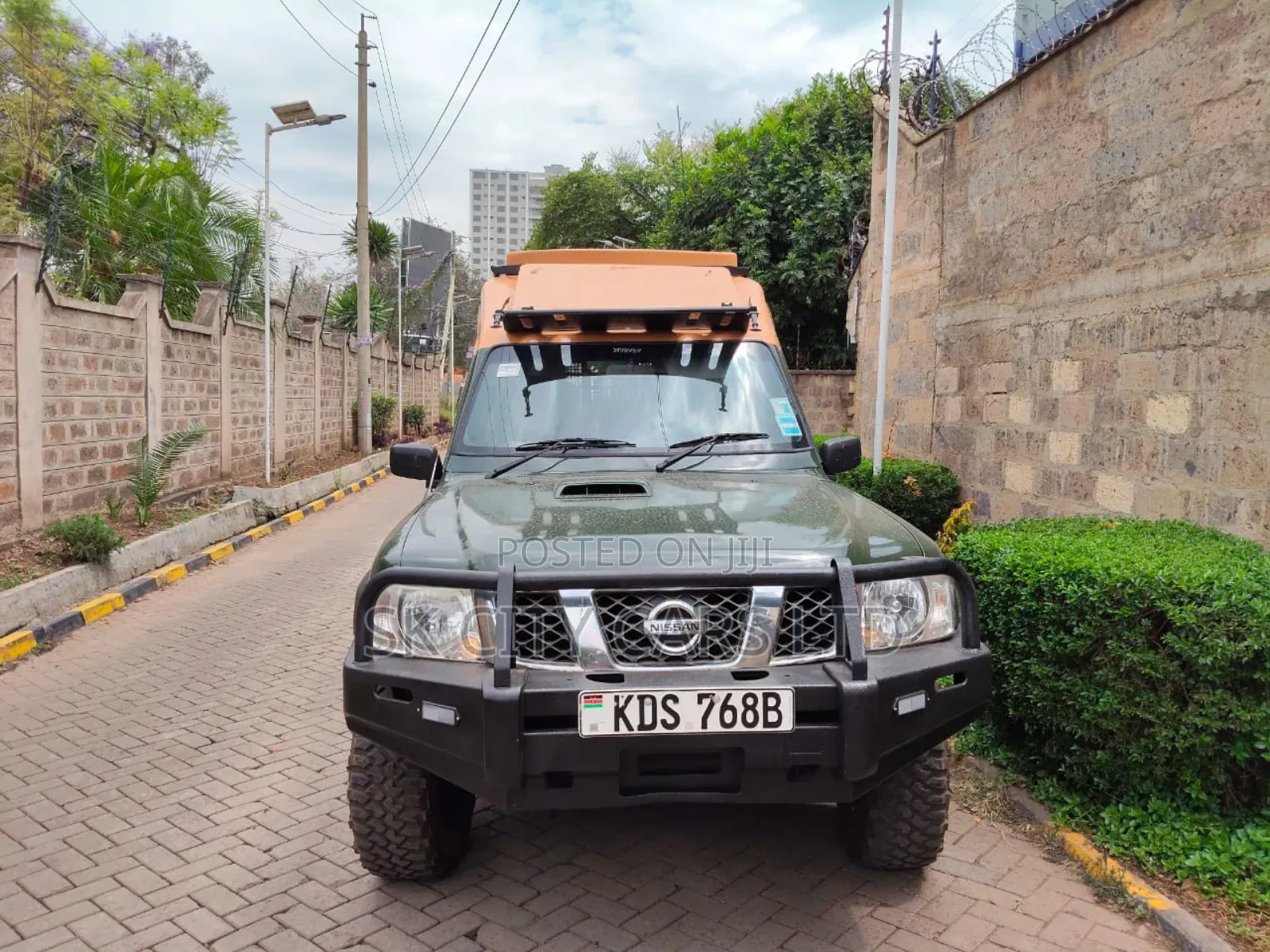 Nissan Hardbody 2016 Green