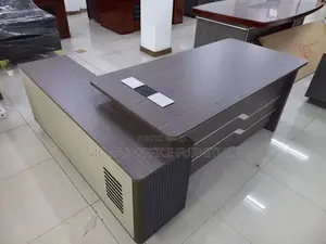 Sleek, Functional Professional Advanced Desk
