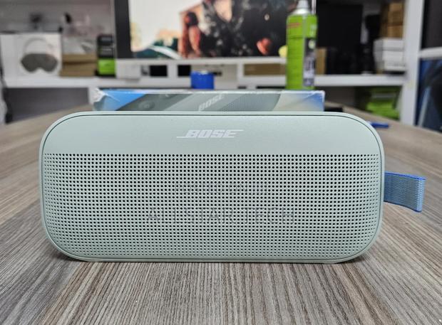 Bose Soundlink Flex Brand New - thumbnail 4