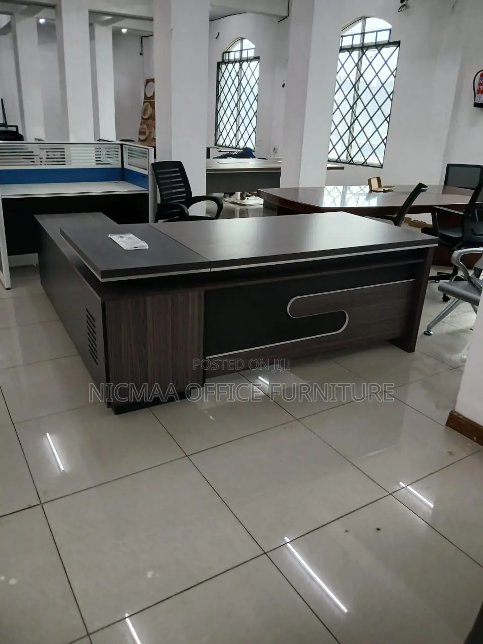 Premium Dark Wood Finish Modern Desk