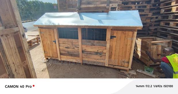 Heritage Wood Kennel - main view