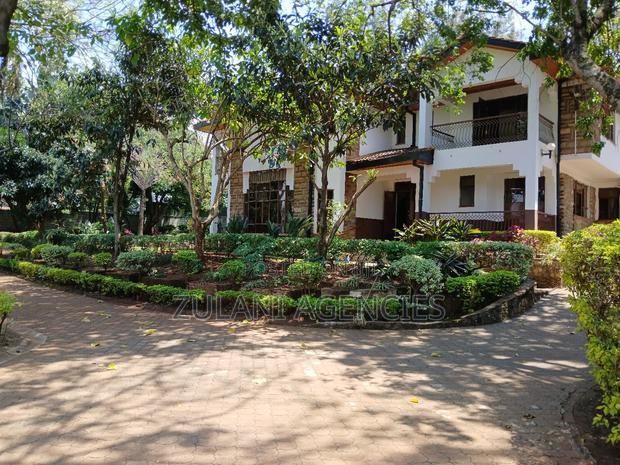 5bdrm House in Runda for rent - main view