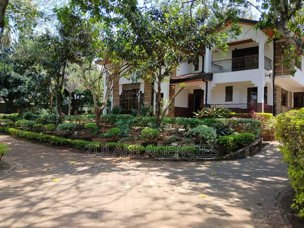 5bdrm House in Runda for rent