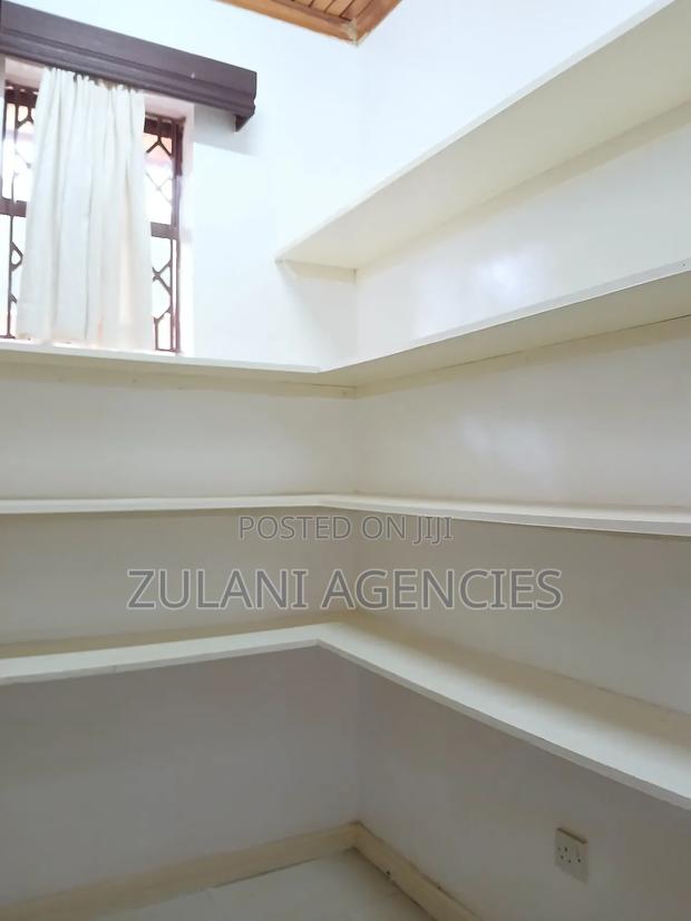 5bdrm House in Runda for rent - thumbnail 9